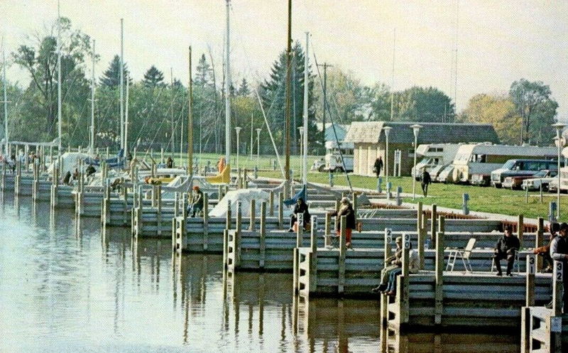 Lutzs Truck Stop and Motel - Old Postcard